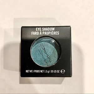 NIB MAC Parrot Eyeshadow
